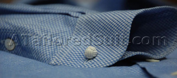 Связанная из ниток запонка для мужской костюмной сорочки